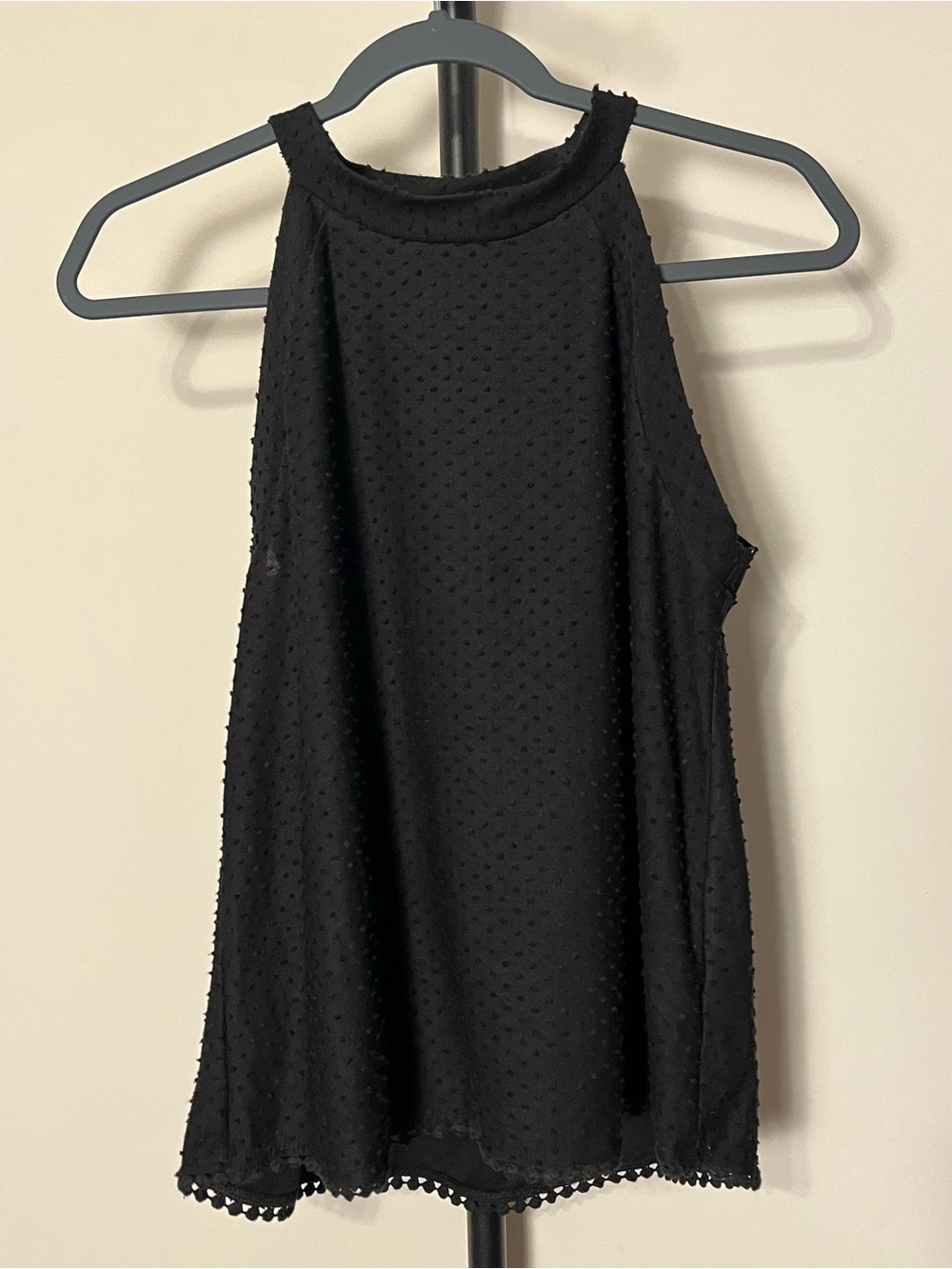 W5 Black Textured Halter Top Stretch Knit Sleeveless Small